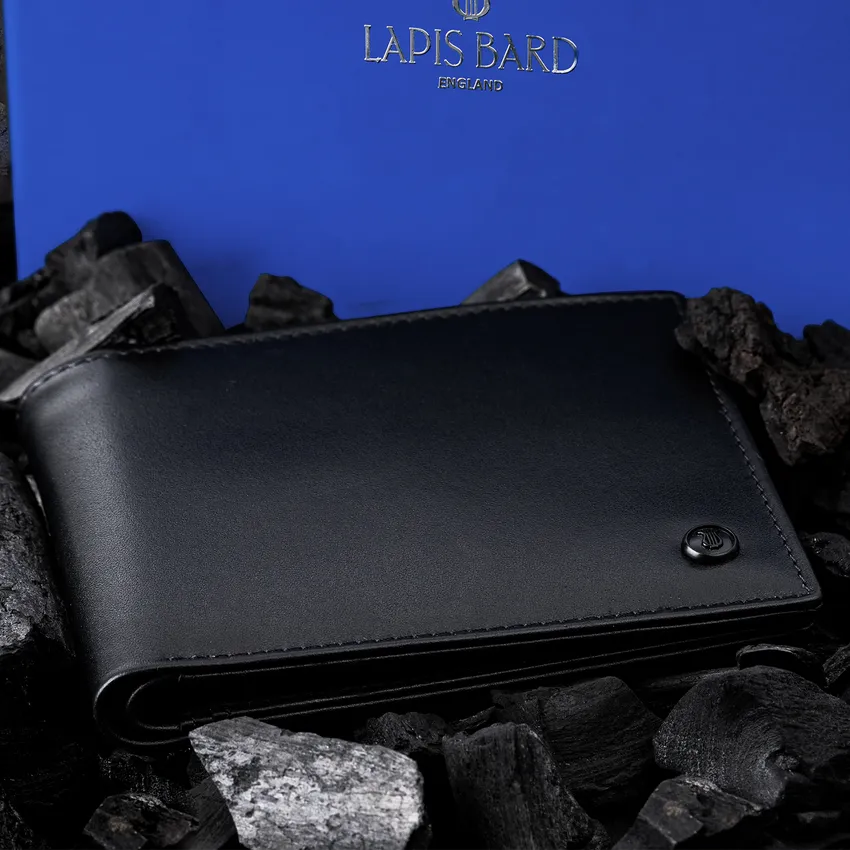 Lapis Bard Carbon Black Bifold Wallet with Coin Pocket - Black