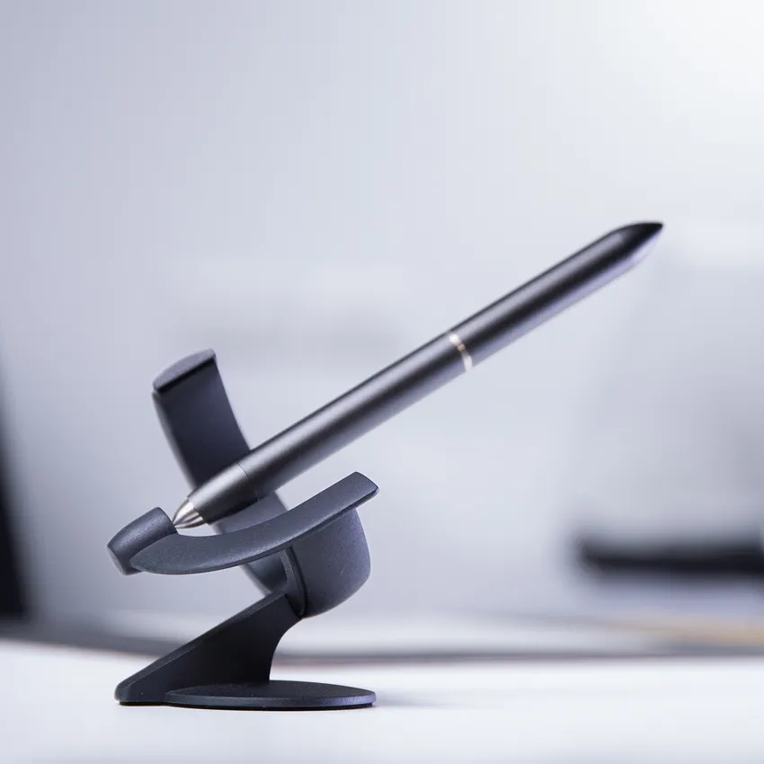 Novium Hover 3.0 Future Edition Fountain Pen - Deep Black
